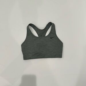 Nike sports bra medium